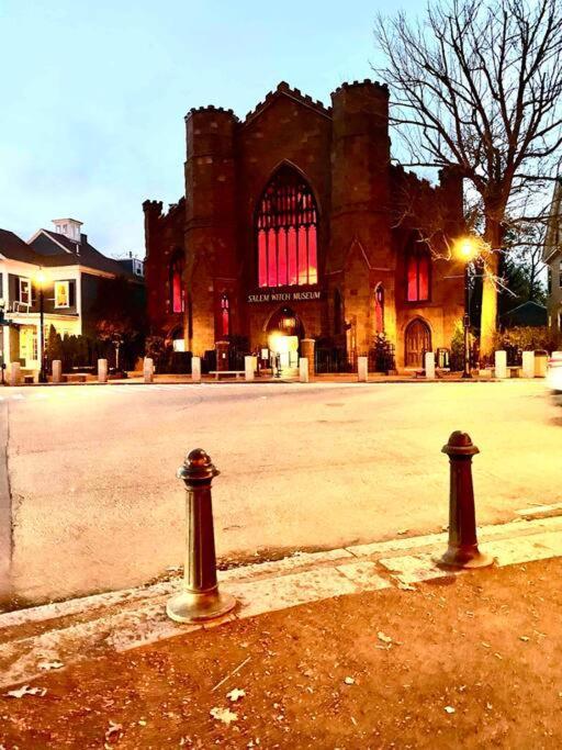It'S Showtime-Book Lally'S House! Steps To Common! Salem Extérieur photo