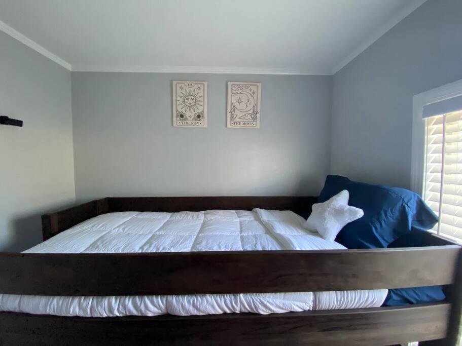 It'S Showtime-Book Lally'S House! Steps To Common! Salem Extérieur photo