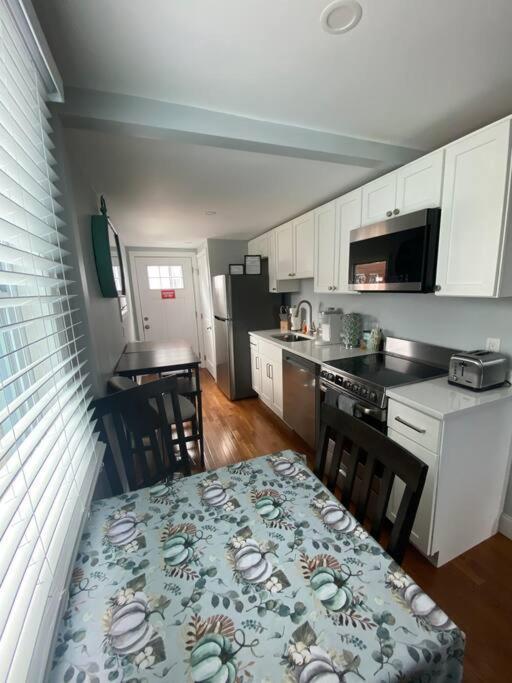 It'S Showtime-Book Lally'S House! Steps To Common! Salem Extérieur photo