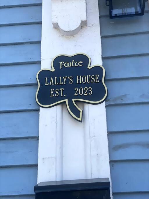 It'S Showtime-Book Lally'S House! Steps To Common! Salem Extérieur photo
